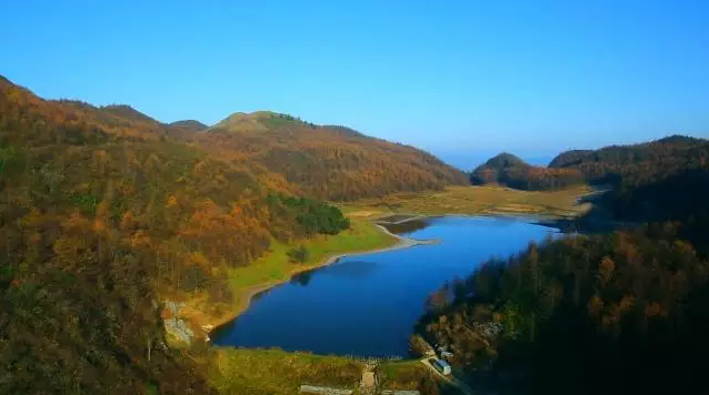 邂逅大山顶，一见倾心女儿湖