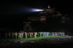 寄情山水 | 文人墨客吟唱恩施大峡谷之【龙船调】