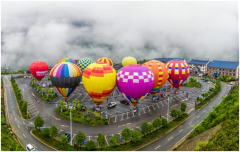 预热国庆中秋长假，2017恩施大峡谷热气球旅游节隆重举行
